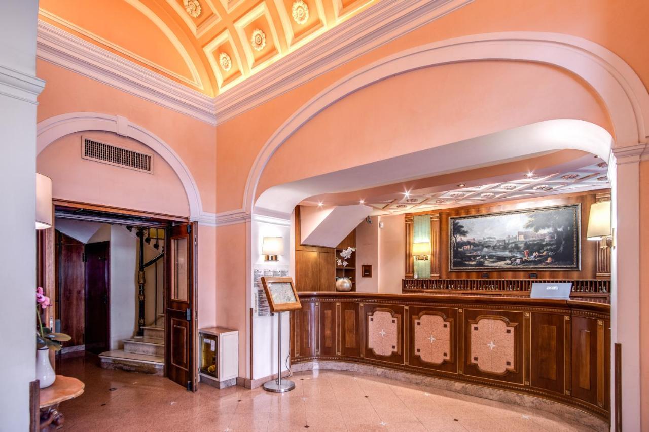 Hotel Della Torre Argentina Rome Exterior photo