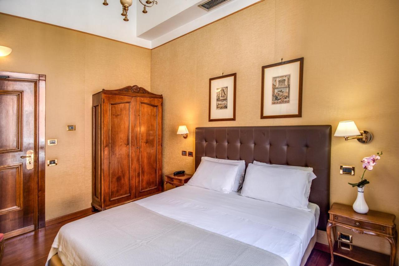Hotel Della Torre Argentina Rome Exterior photo