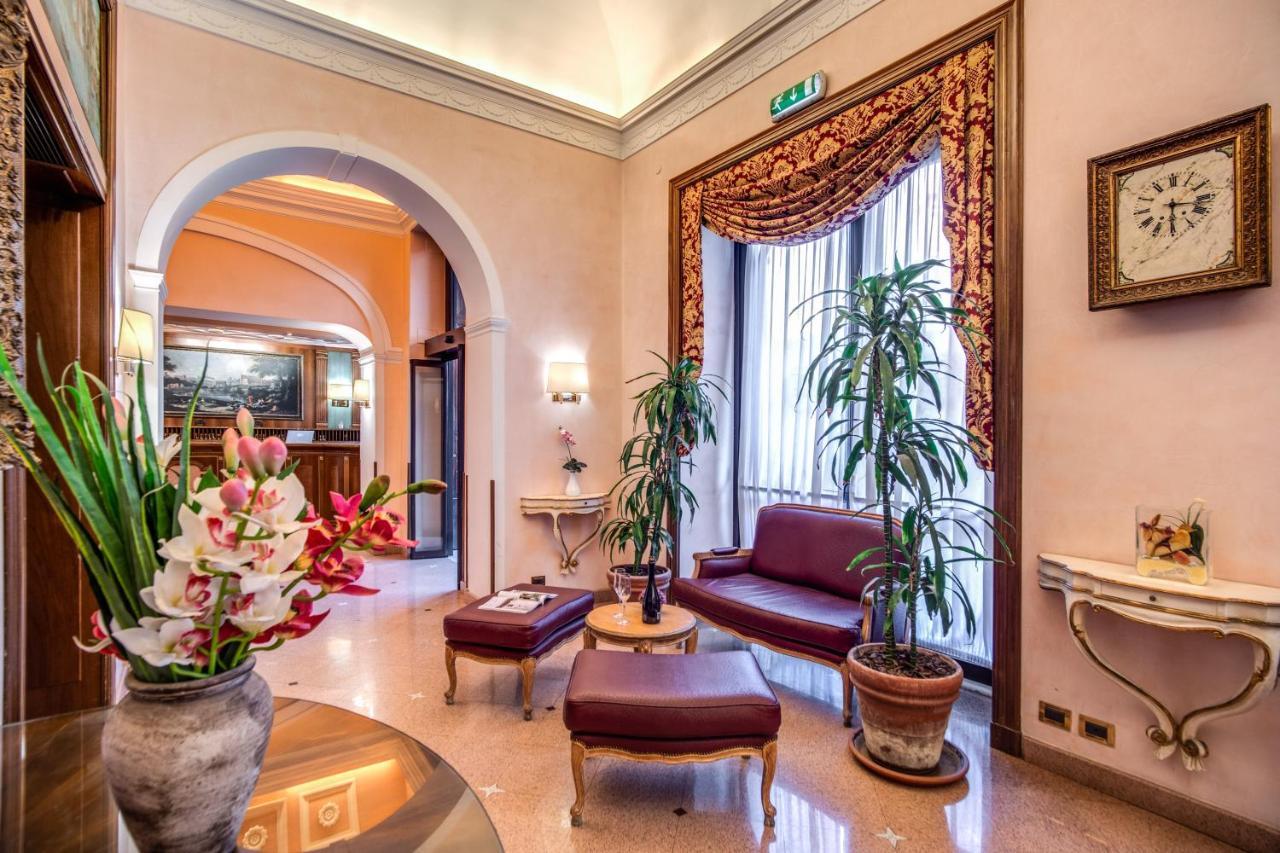 Hotel Della Torre Argentina Rome Exterior photo