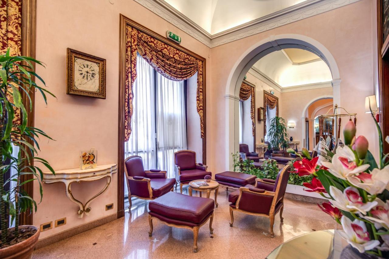 Hotel Della Torre Argentina Rome Exterior photo