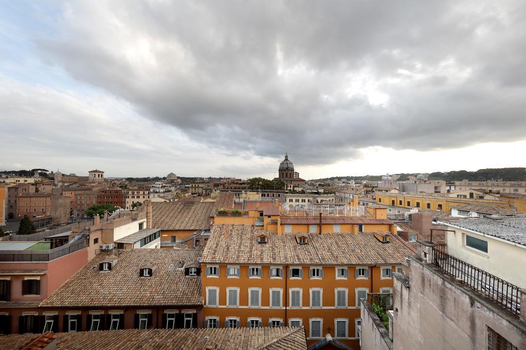 Hotel Della Torre Argentina Rome Exterior photo